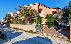 Villa Mare Apartments